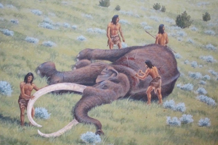 Paleoindian hunt mural